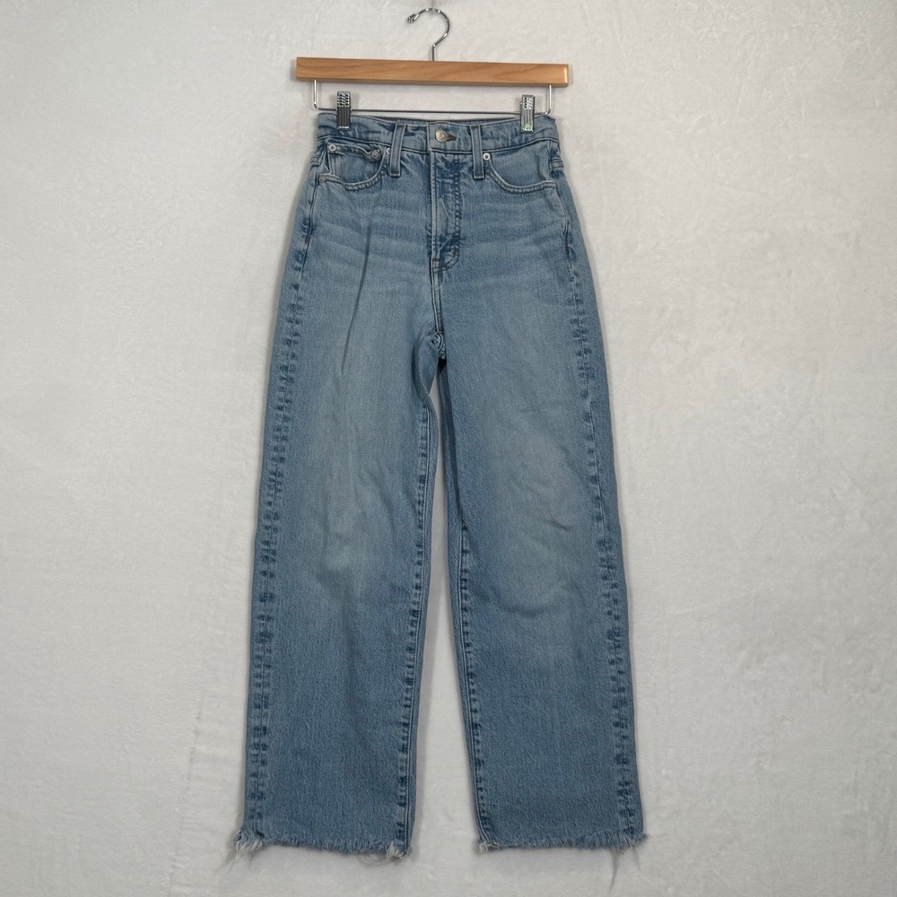 Madewell Light Wash Straight Leg Jeans 24x28
